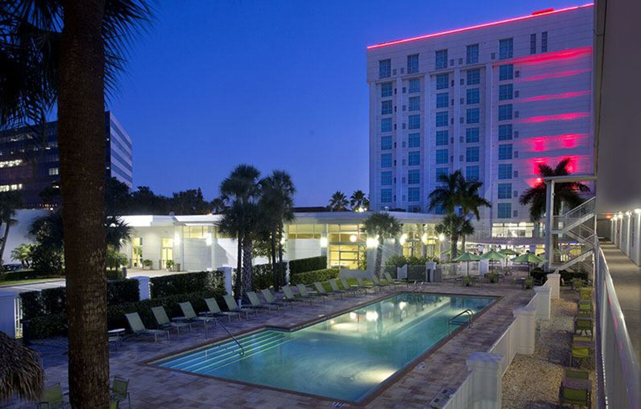 Hotel Alba Tampa, Tapestry Collection By Hilton Exterior photo